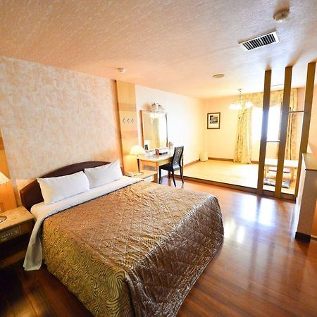 טאינאן Paiwei Motel מראה חיצוני תמונה