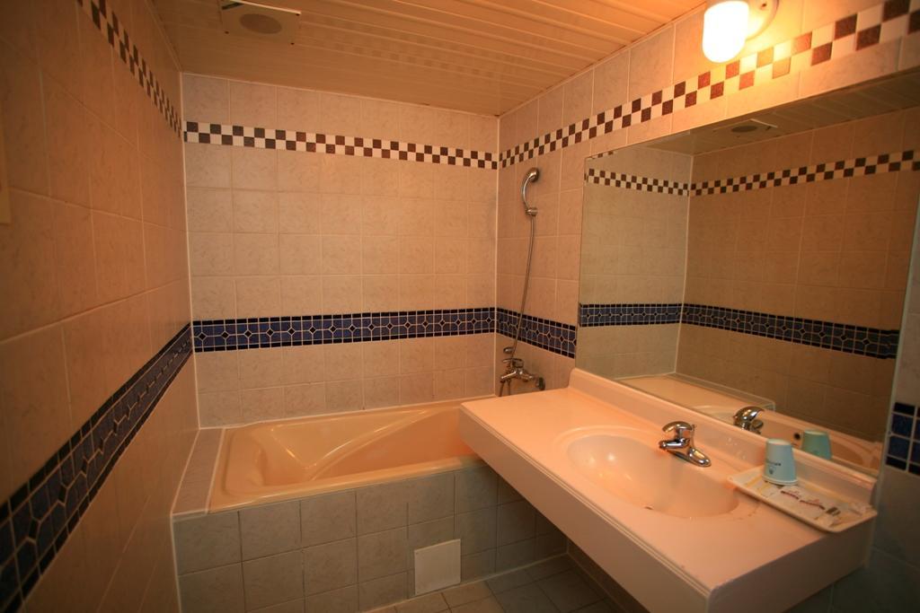 טאינאן Paiwei Motel מראה חיצוני תמונה